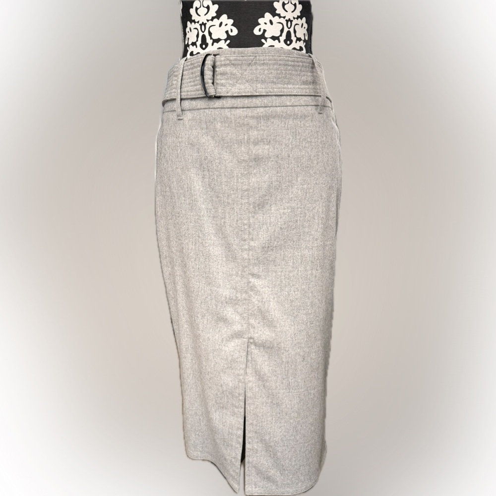 MaxMara wool/cashmere pencil skirt with belt